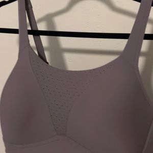 Lululemon sports bra 36E adjustable straps and back closure